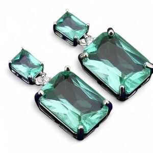 Popular Women Fashionable Elegant Green Luxury Earring